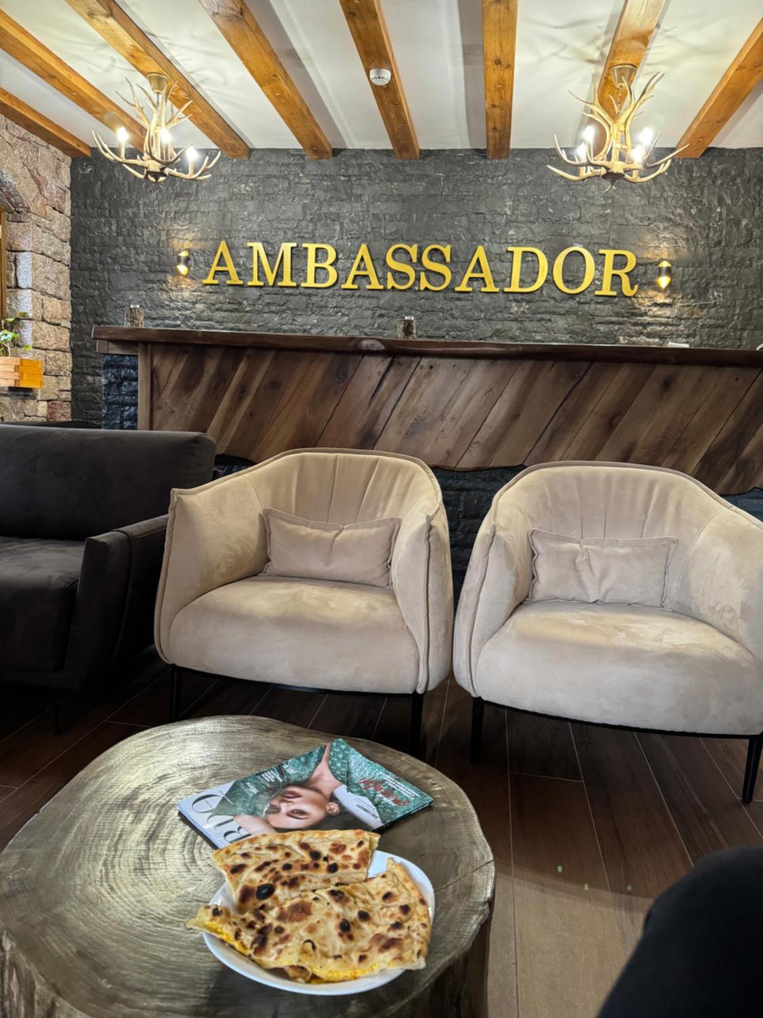 Hotel Ambassador Voskopojë エクステリア 写真